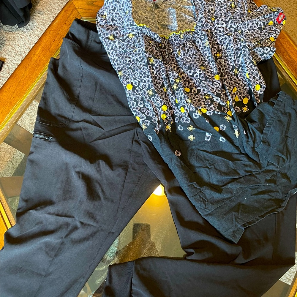 Scrubs Set